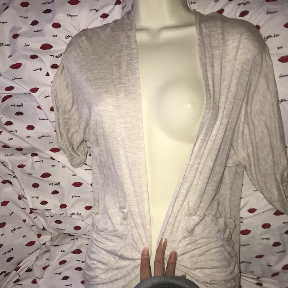 Active basic cape sheer with pockets small 💕